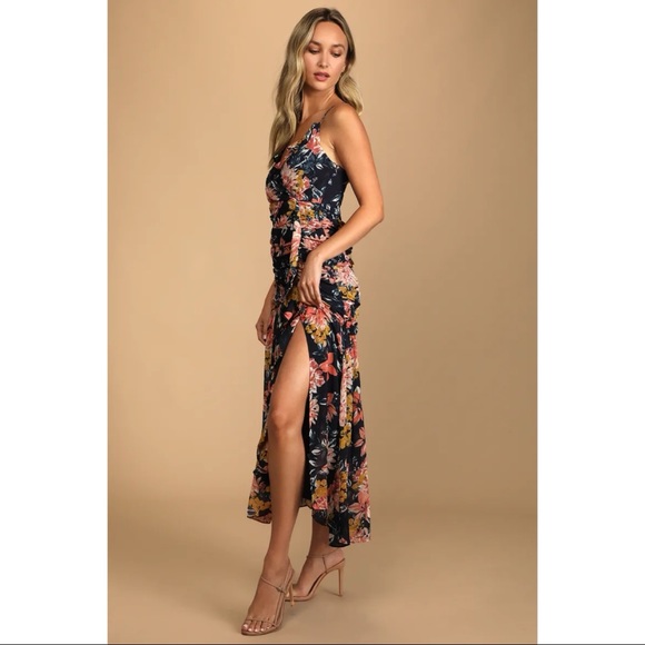 NWOT Lulu’s Stunning Soiree Navy Blue Floral Print Ruched Midi Dress - Picture 3 of 16